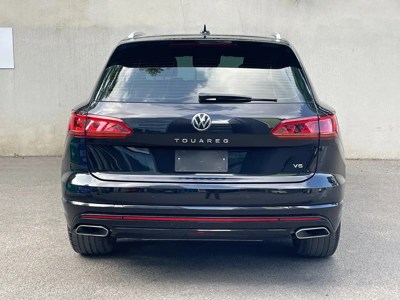 Volkswagen Touareg 2021 3.0TSI R-Line Classic Sport Package