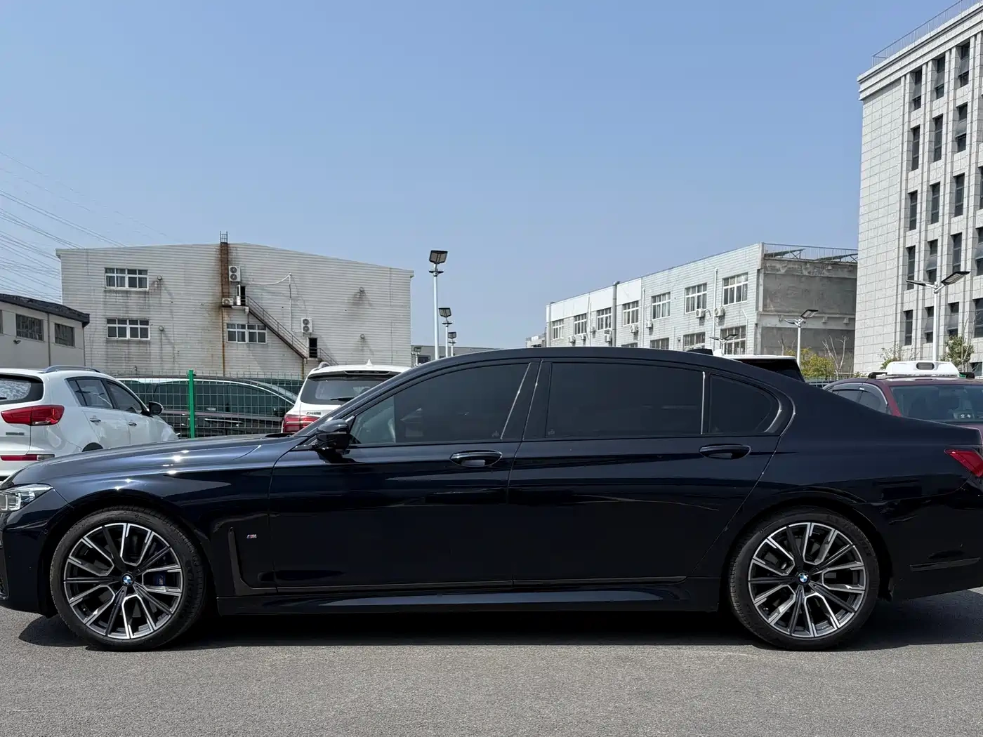 BMW BMW 7 Series 2022 740Li Exclusive M Sport Package
