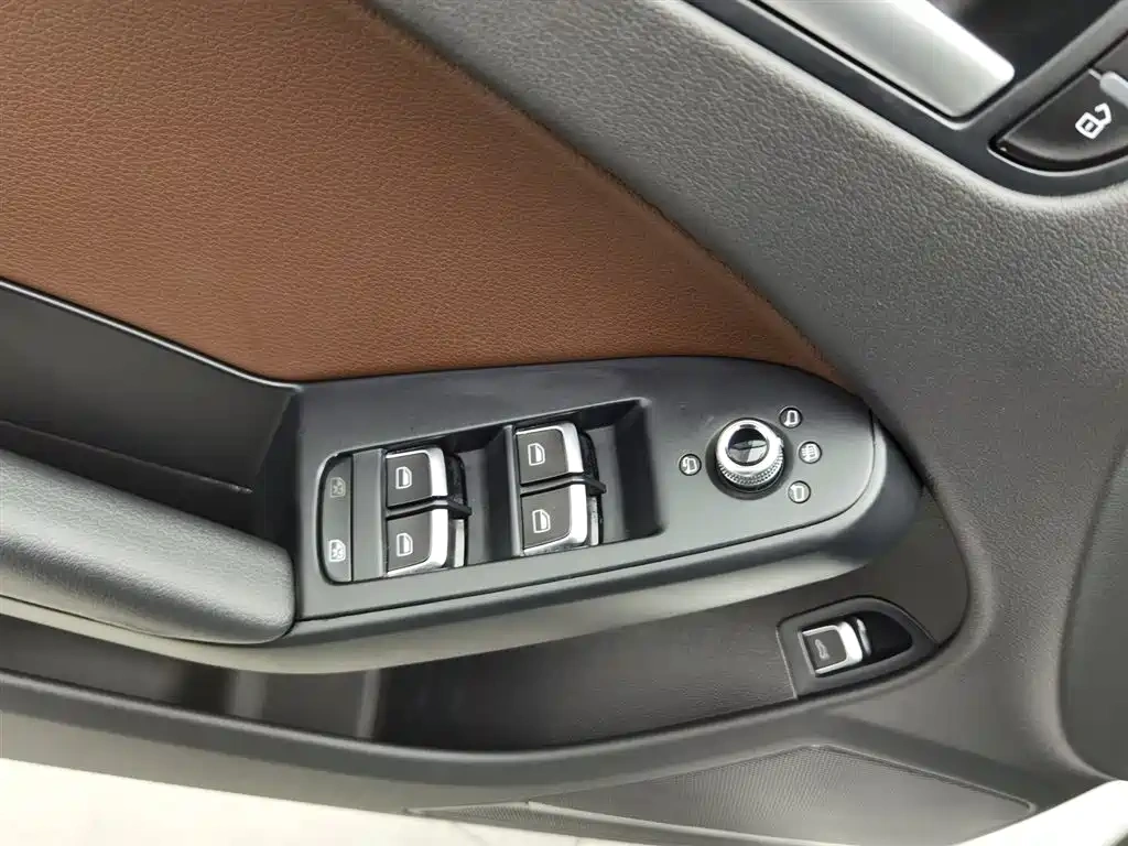 Audi Audi A4L 2016 35 TFSI Collector's Edition S line Comfort