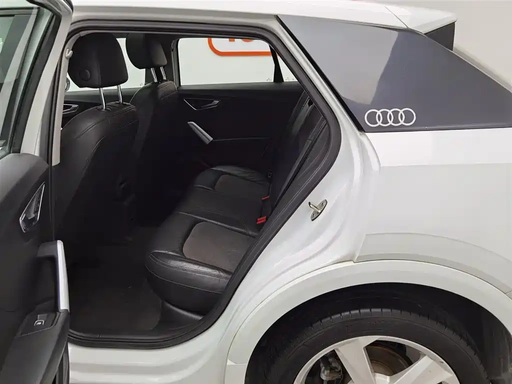 Audi Audi Q2L 2018 35 TFSI Fashion Elegance China V