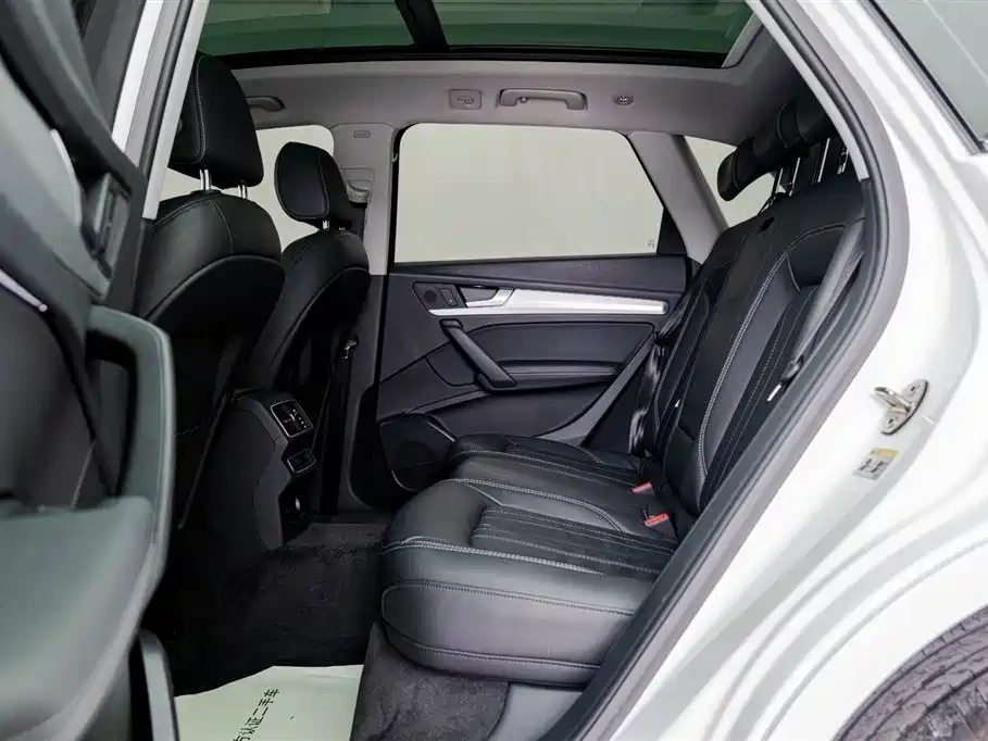 Audi Audi Q5L 2020 Facelift 40 TFSI Honor Fashion