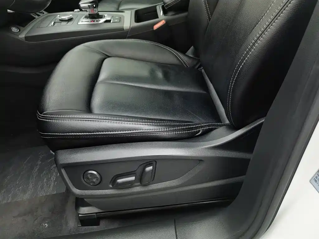 Audi Audi Q5L 2018 40 TFSI Premium Progressive China VI