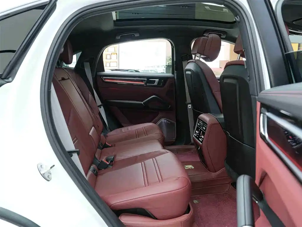 Porsche Cayenne 2023 Cayenne Coupé 3.0T Platinum Edition