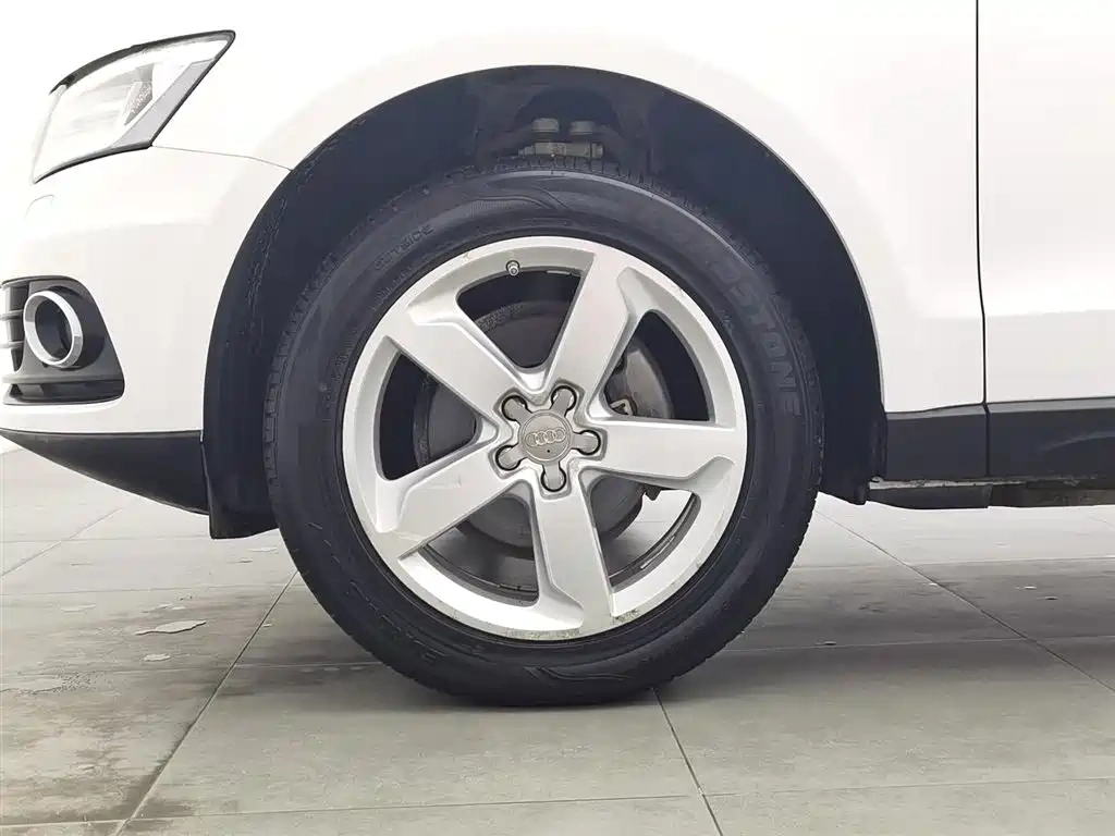 Audi Audi Q5 2017 40 TFSI Progressive