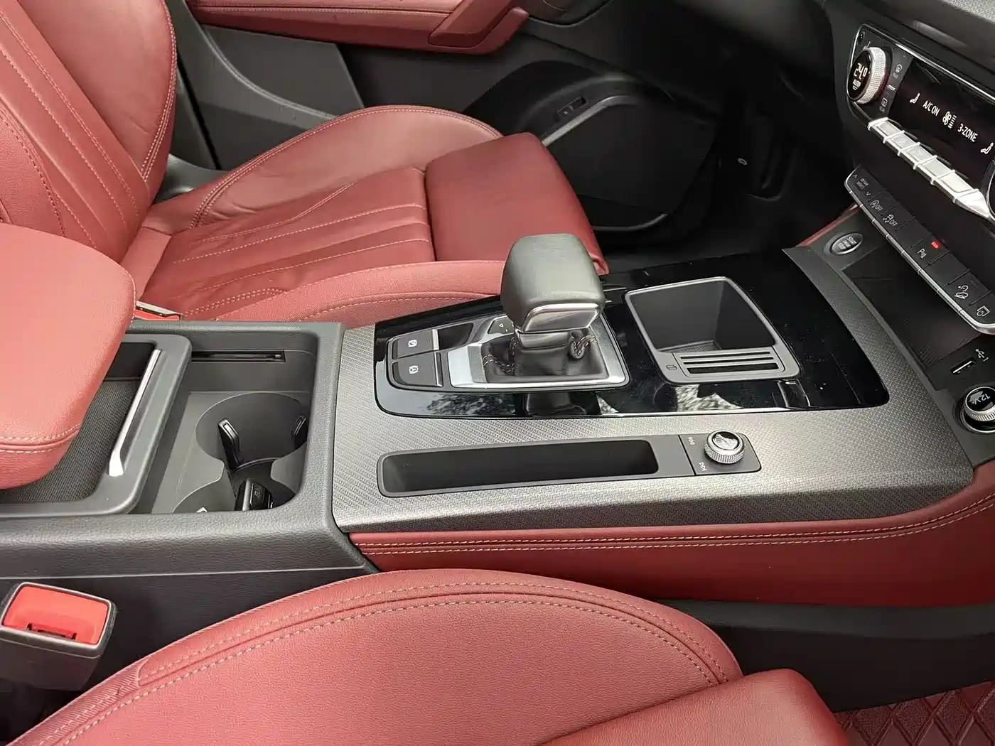 Audi Audi Q5L 2024 Model 40 TFSI Luxury Dynamic