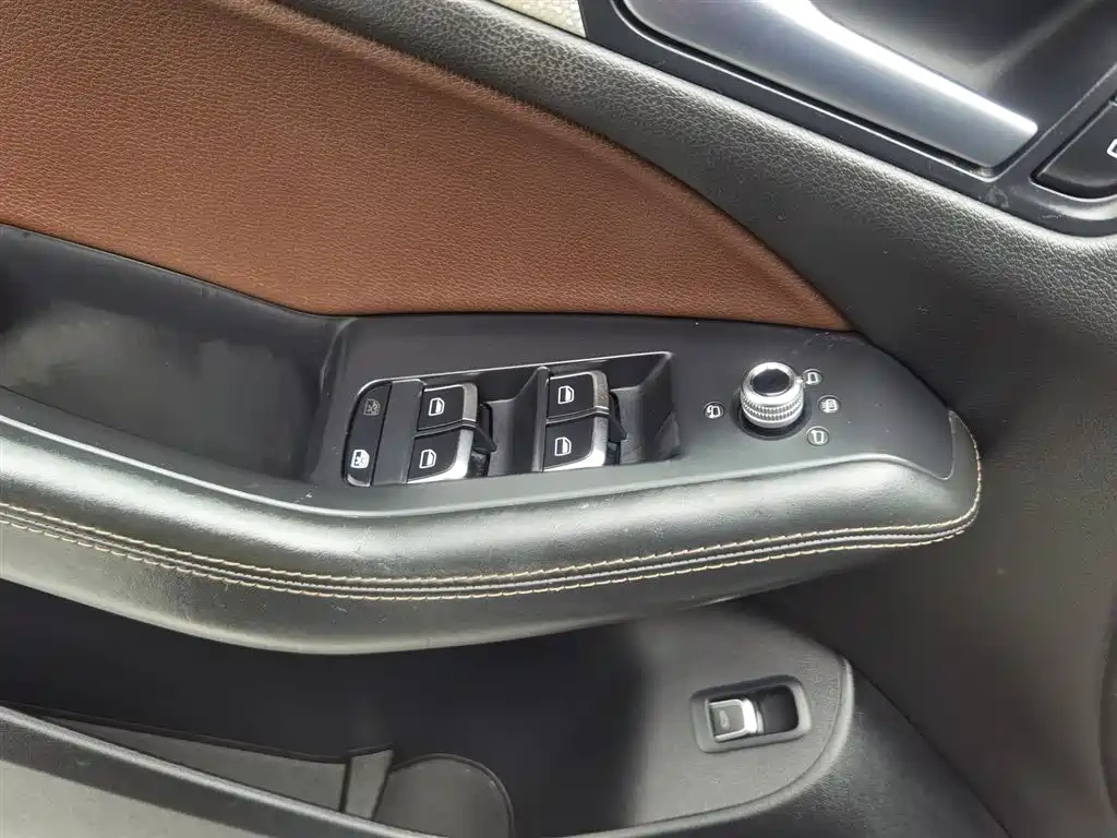 Audi Audi Q5 2017 Plus 40 TFSI Technology