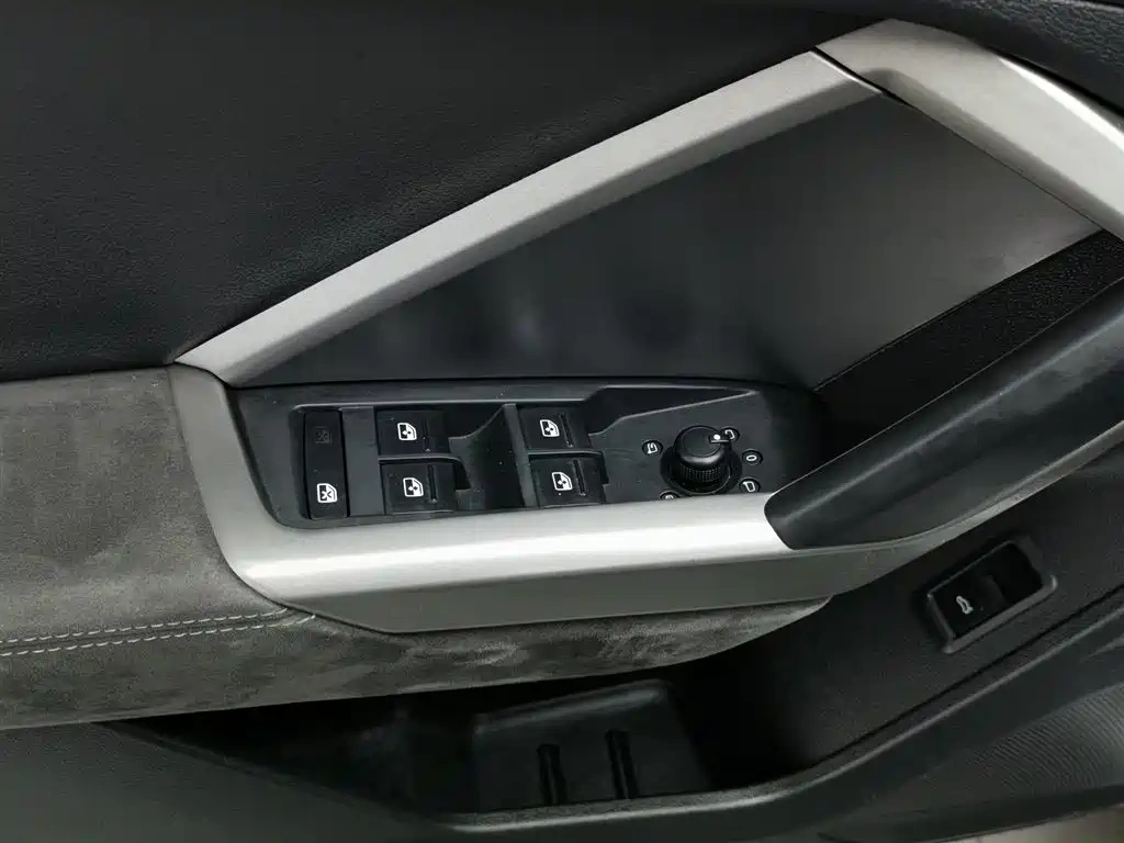 Audi Audi Q3 2019 35 TFSI Fashion Sport