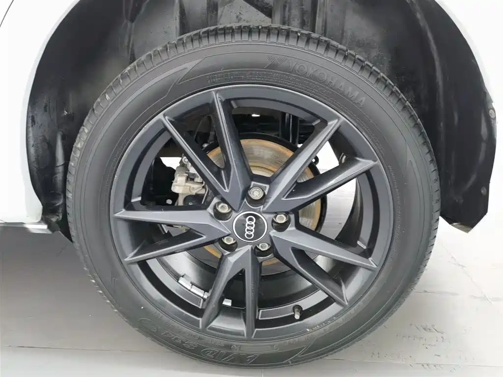 Audi Audi Q2L 2022 35 TFSI Progressive Dynamic