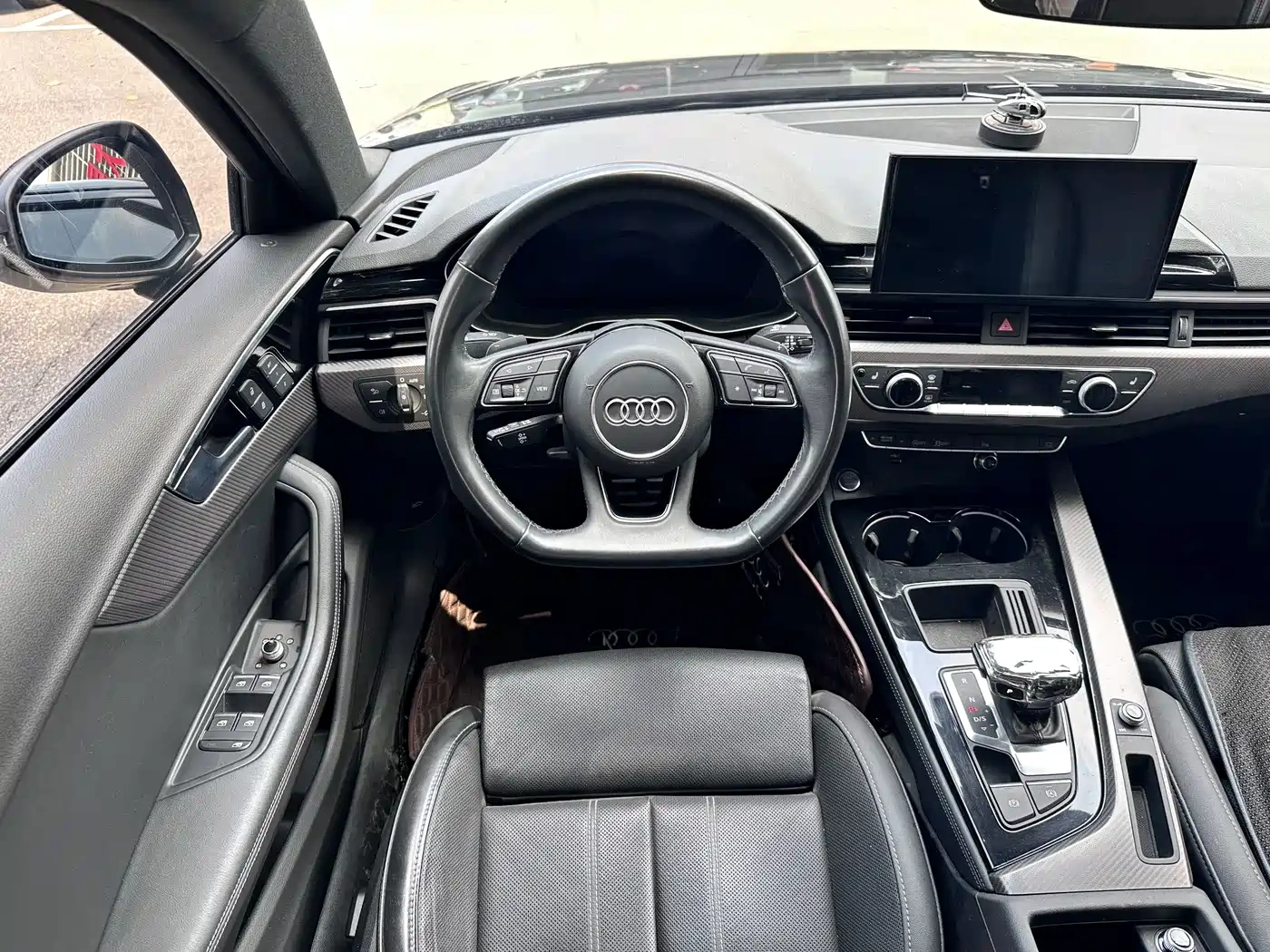 Audi Audi A4L 2023 40 TFSI quattro Luxury Sport