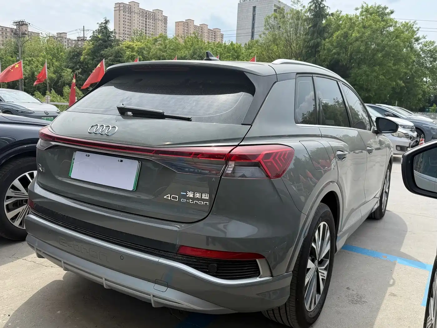 Audi Audi Q4 e-tron 2024 40 e-tron Pioneer Edition