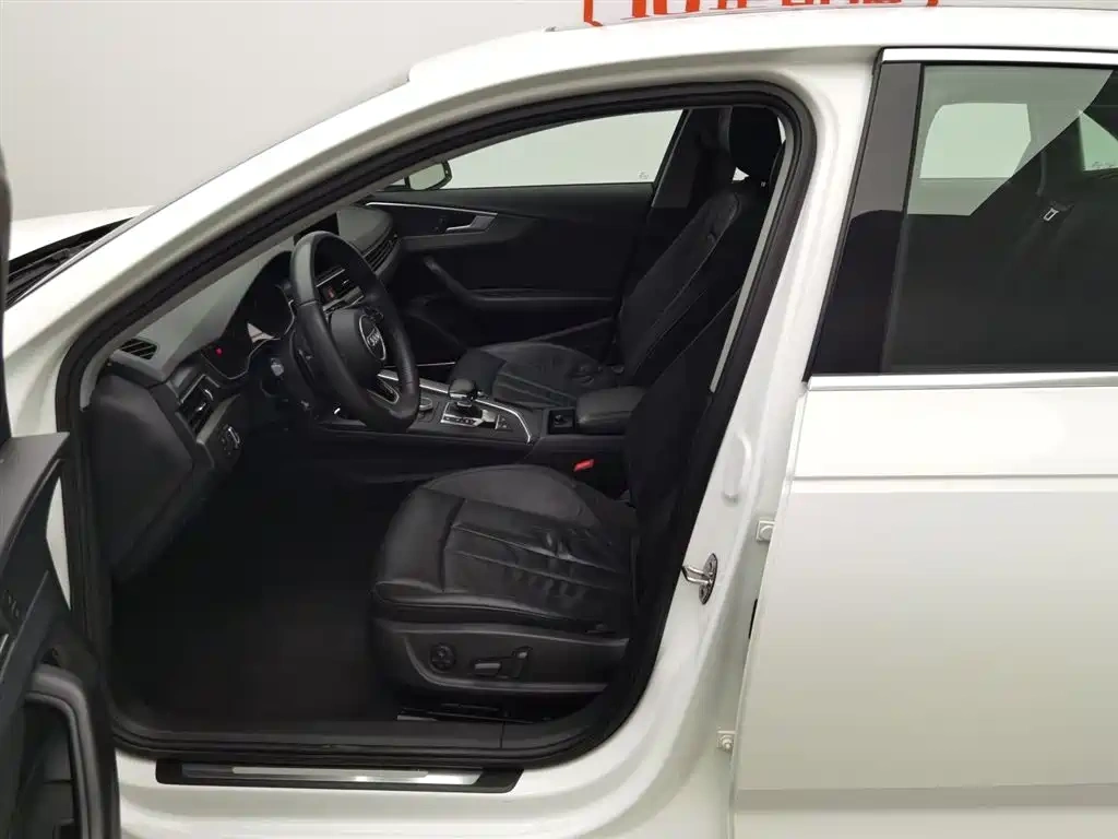 Audi Audi A4L 2017 40 TFSI Style Edition