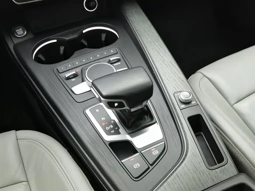 Audi Audi A4L 2017 40 TFSI Sport Edition