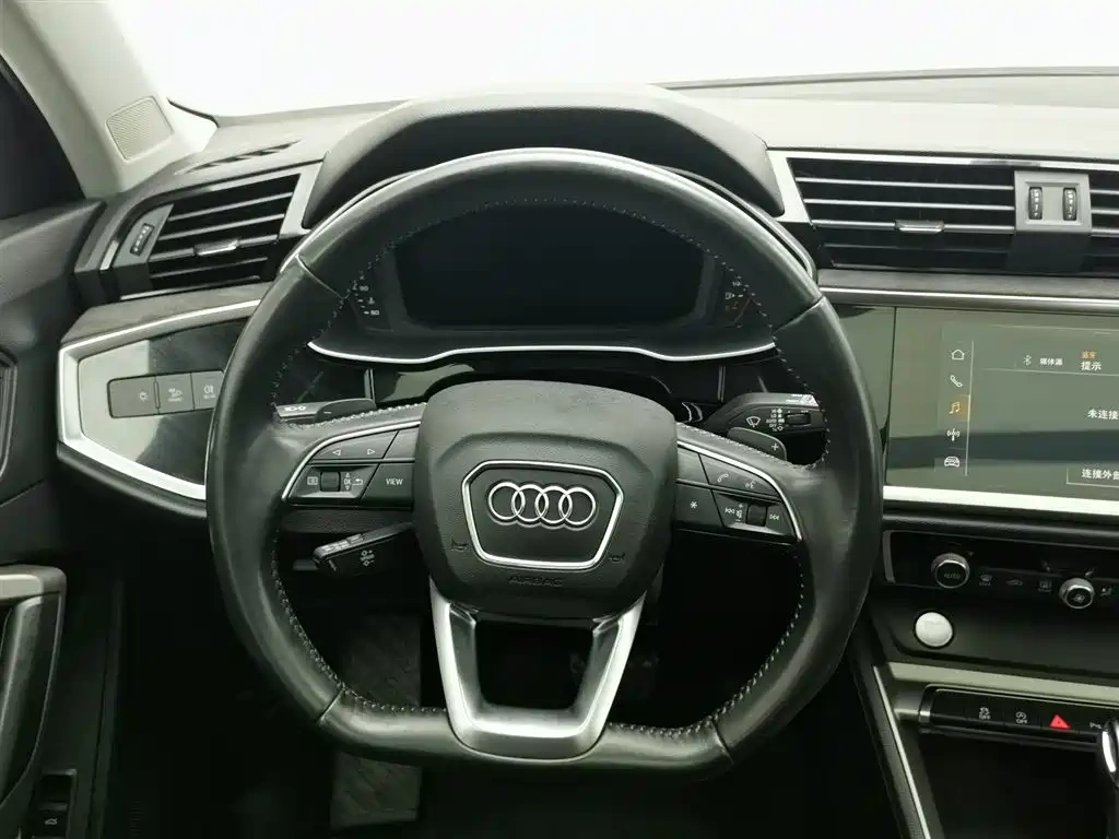 Audi Audi Q3 2019 35 TFSI Fashion Sport
