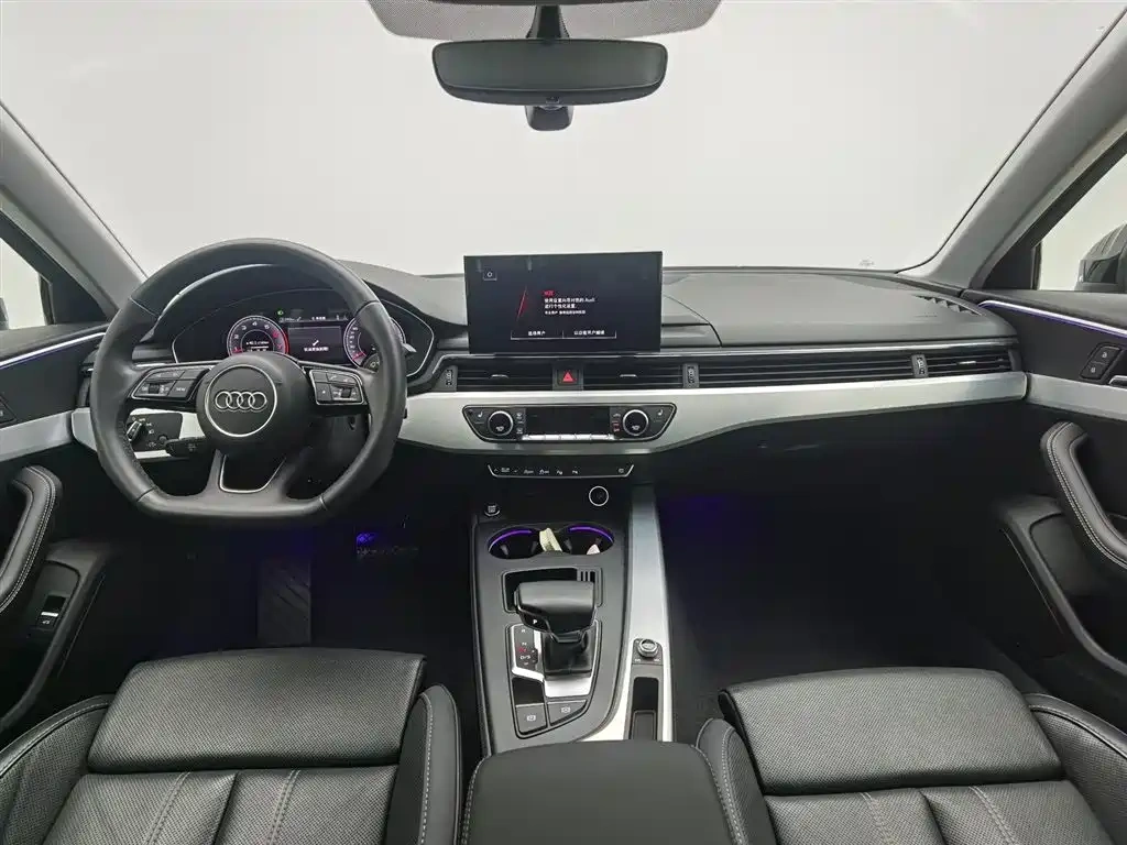 Audi Audi A4L 2022 40 TFSI Luxury Dynamic