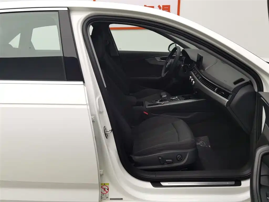 Audi Audi A4L 2019 40 TFSI Progressive (China VI)