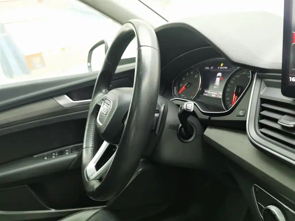 Audi Audi Q5L 2018 40 TFSI Premium Progressive China VI
