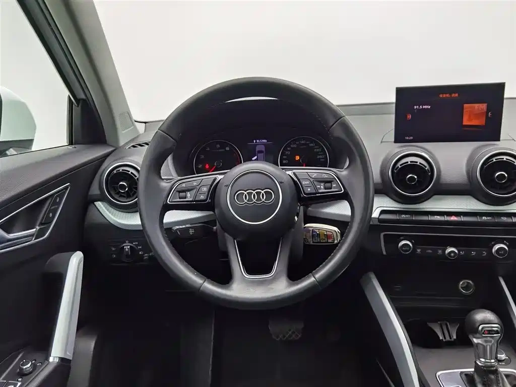 Audi Audi Q2L 2018 35 TFSI Fashion Elegance China V