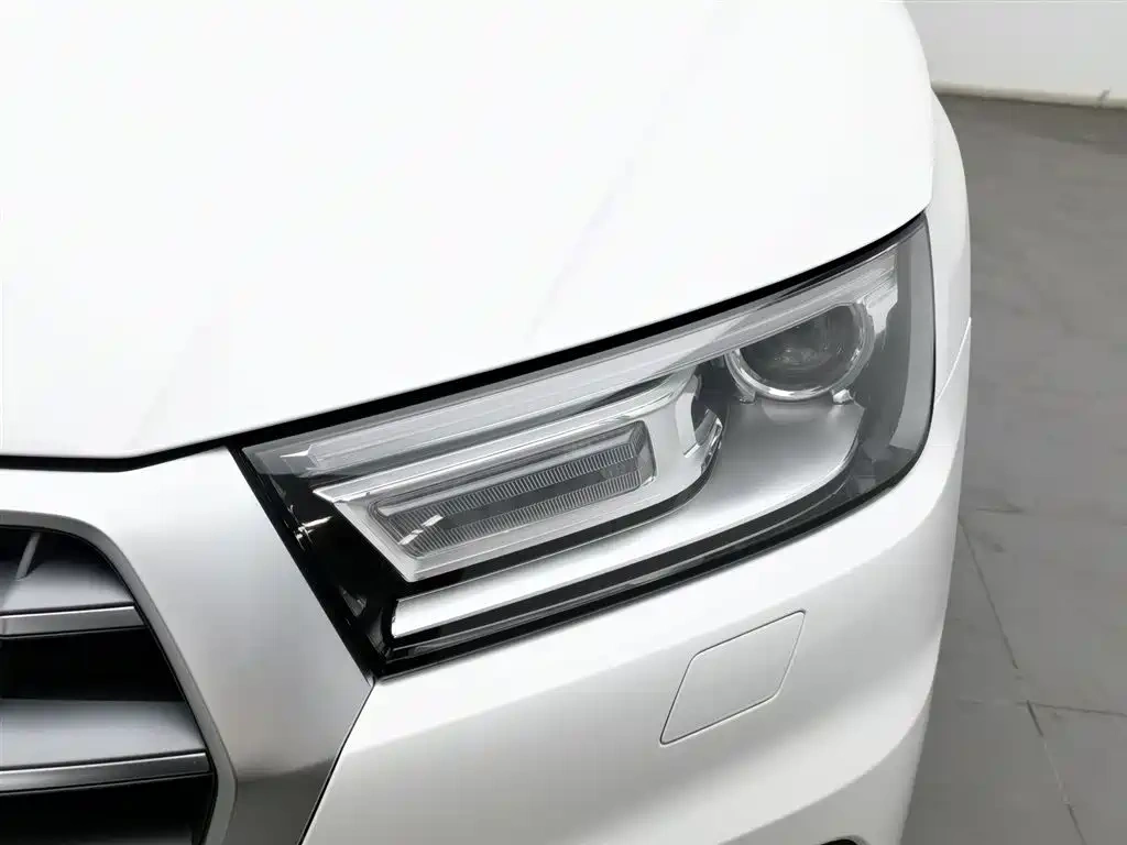 Audi Audi Q5L 2020 Facelift 40 TFSI Honor Progressive