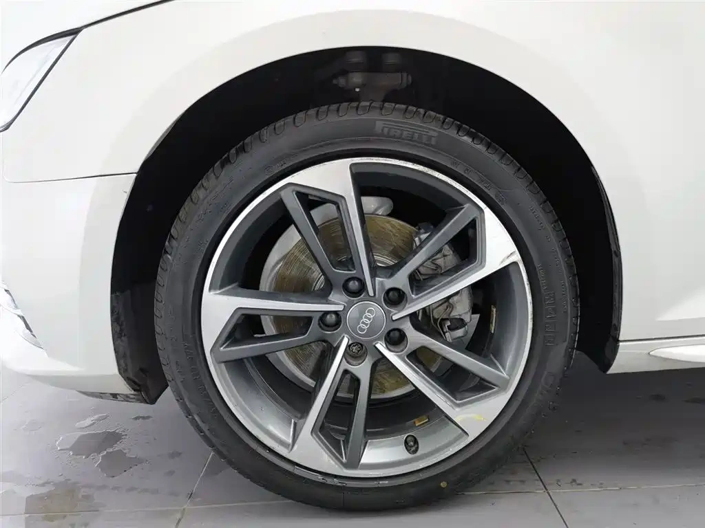Audi Audi A4L 2017 40 TFSI Sport Edition