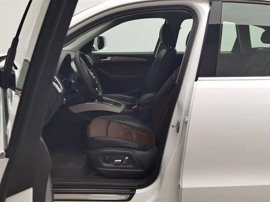 Audi Audi Q5 2017 40 TFSI Progressive
