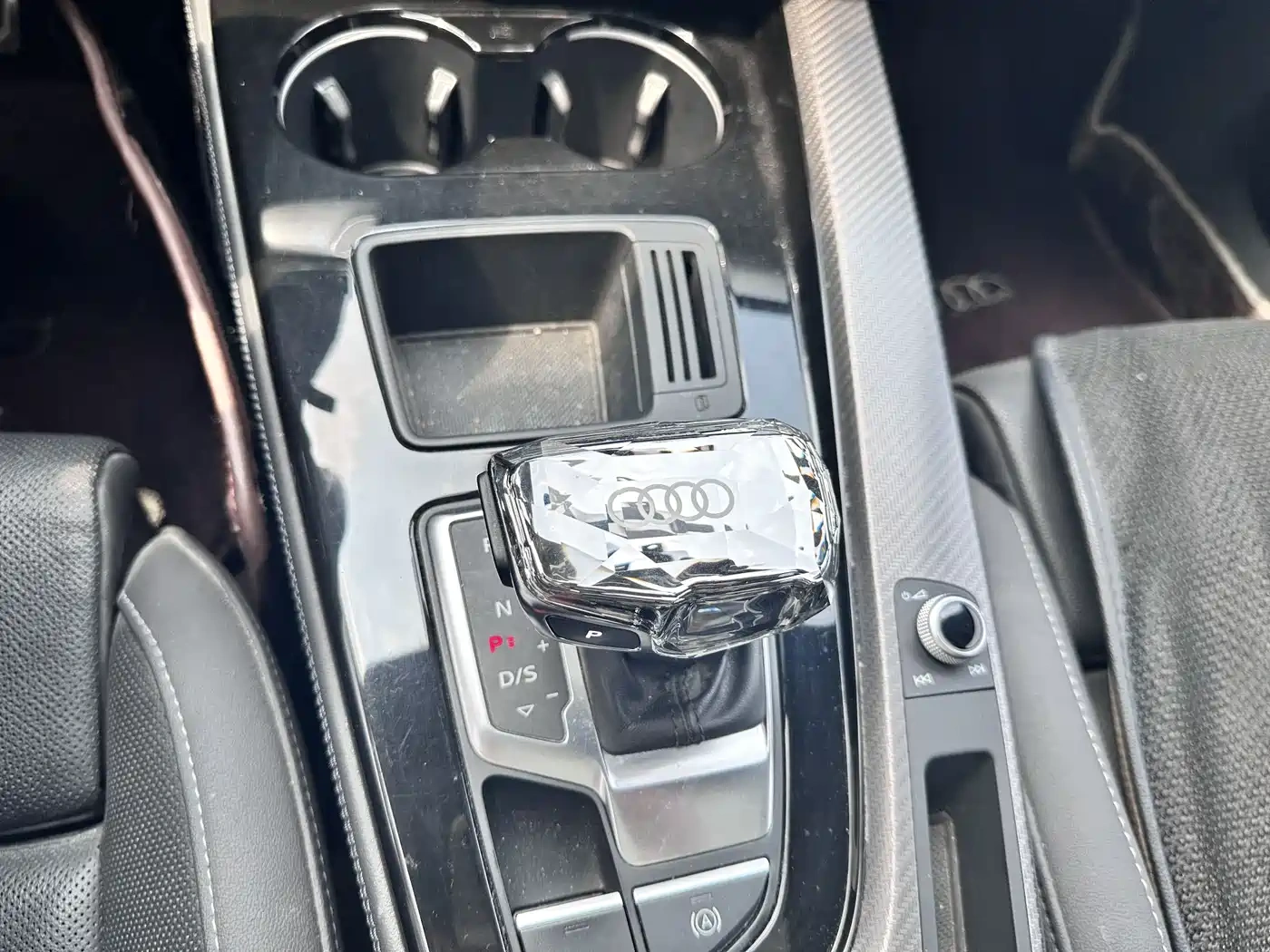 Audi Audi A4L 2023 40 TFSI quattro Luxury Sport