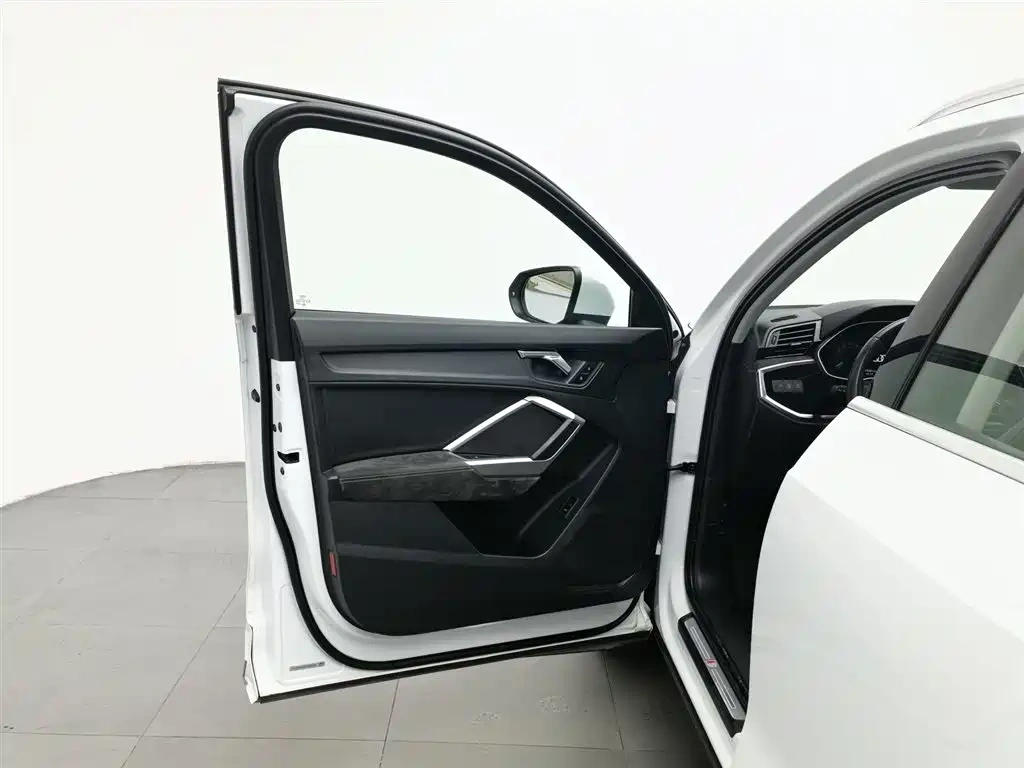 Audi Audi Q3 2019 35 TFSI Fashion Sport
