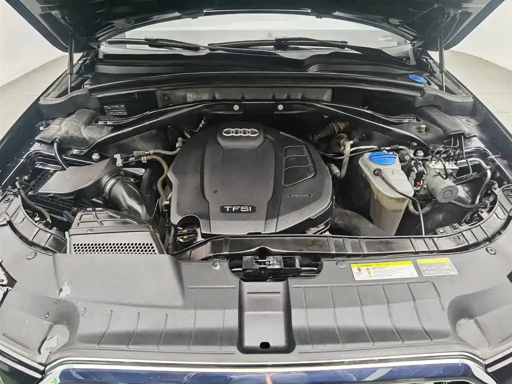 Audi Audi Q5 2017 Plus 40 TFSI Technology