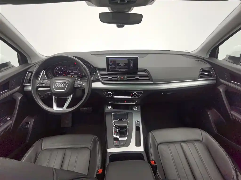 Audi Audi Q5L 2020 Facelift 40 TFSI Honor Fashion
