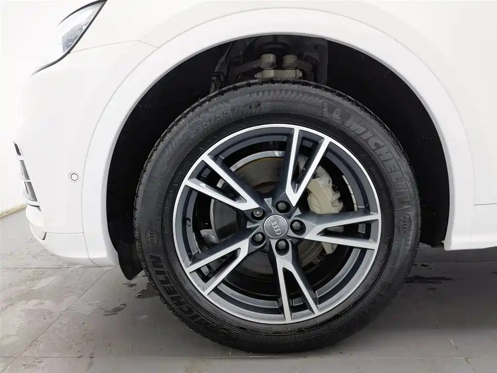 Audi Audi Q5L 2020 45 TFSI Exclusive Fashion