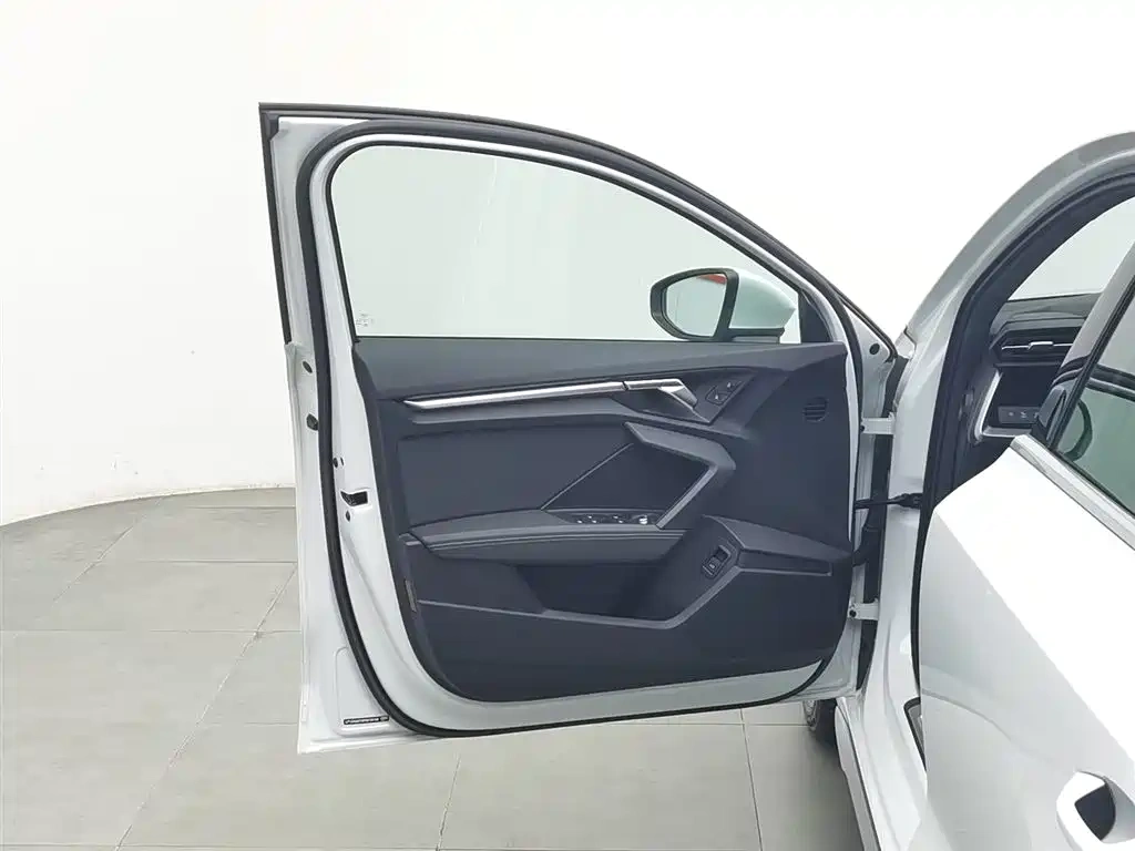 Audi Audi A3 2023 Facelift A3L Limousine 35 TFSI Fashion Sport