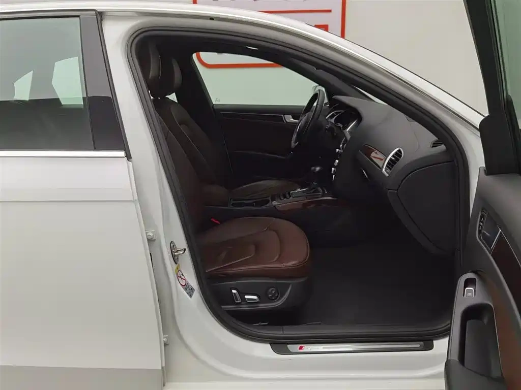 Audi Audi A4L 2016 35 TFSI Collector's Edition S line Comfort