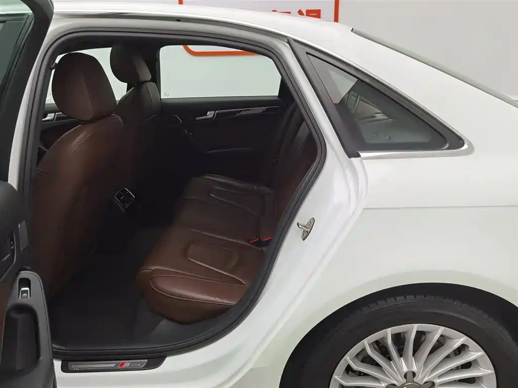 Audi Audi A4L 2016 35 TFSI Collector's Edition S line Comfort