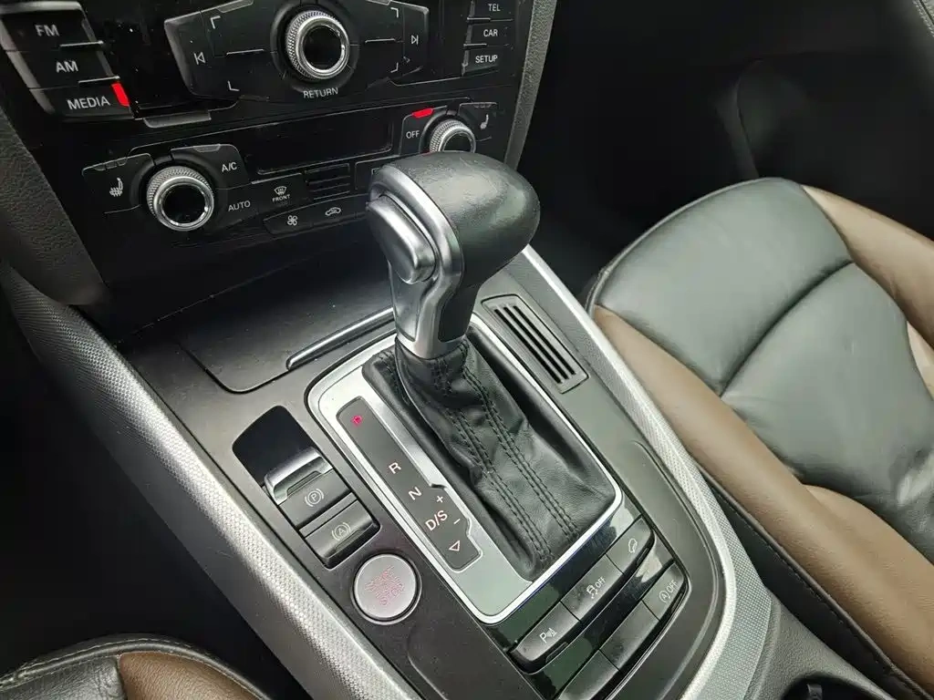 Audi Audi Q5 2017 Plus 40 TFSI Technology