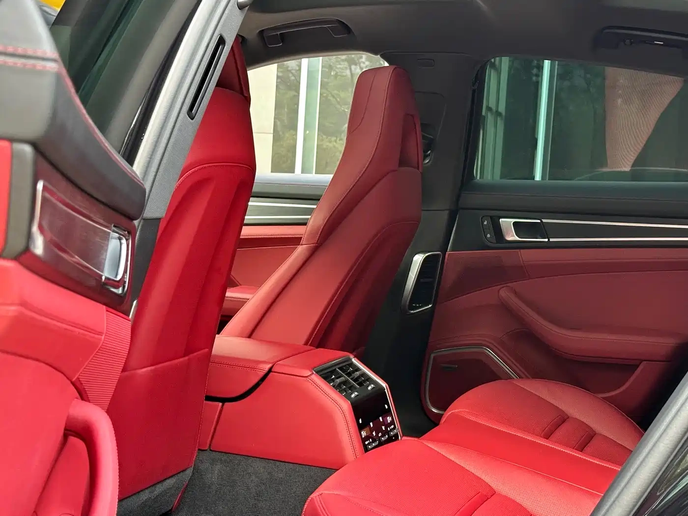 Porsche Panamera New Energy 2023 Panamera 4 E-Hybrid Platinum Edition 2.9T