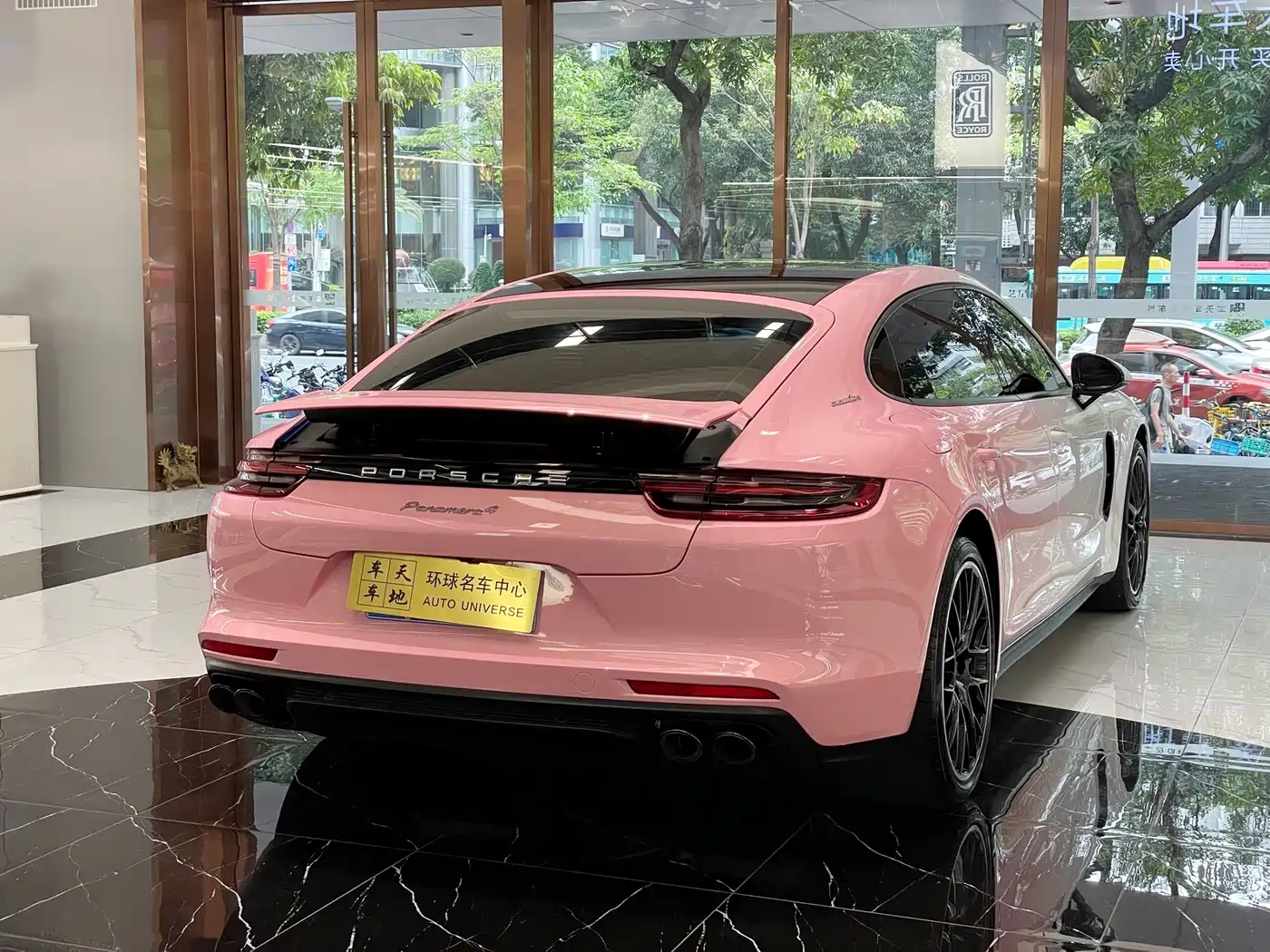Porsche Panamera 2017 Panamera 4 Executive Long Wheelbase 3.0T