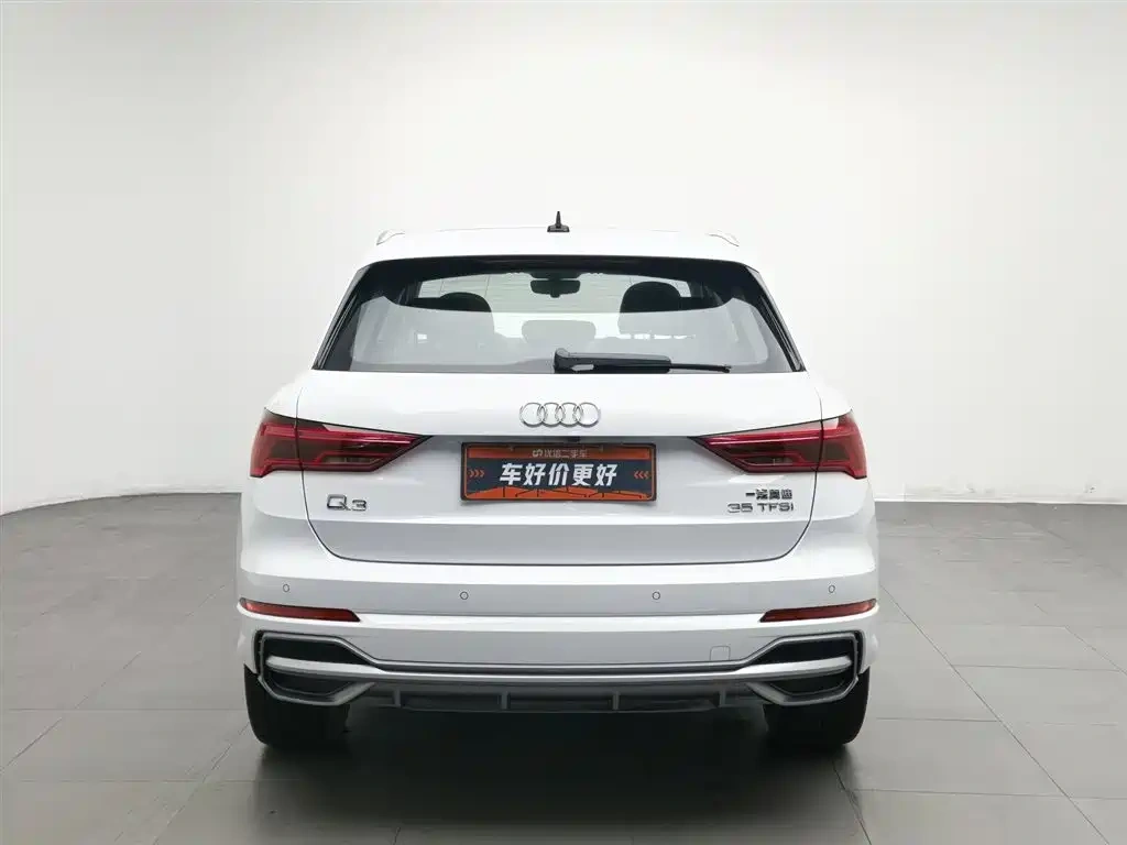Audi Audi Q3 2019 35 TFSI Fashion Sport