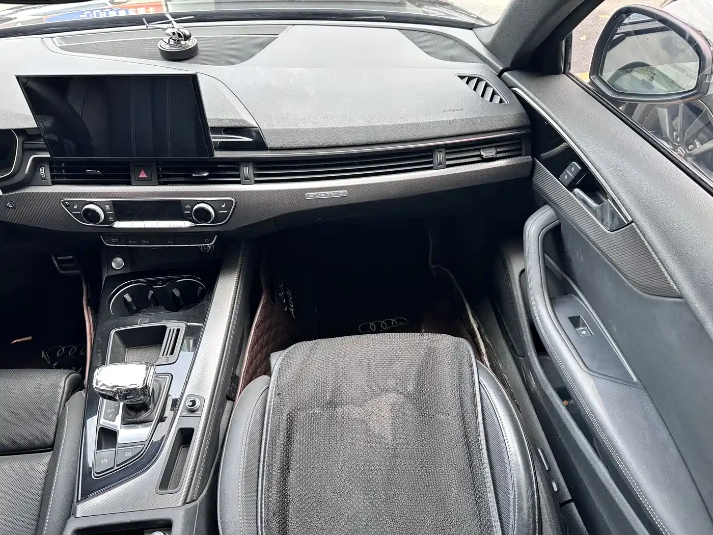 Audi Audi A4L 2023 40 TFSI quattro Luxury Sport