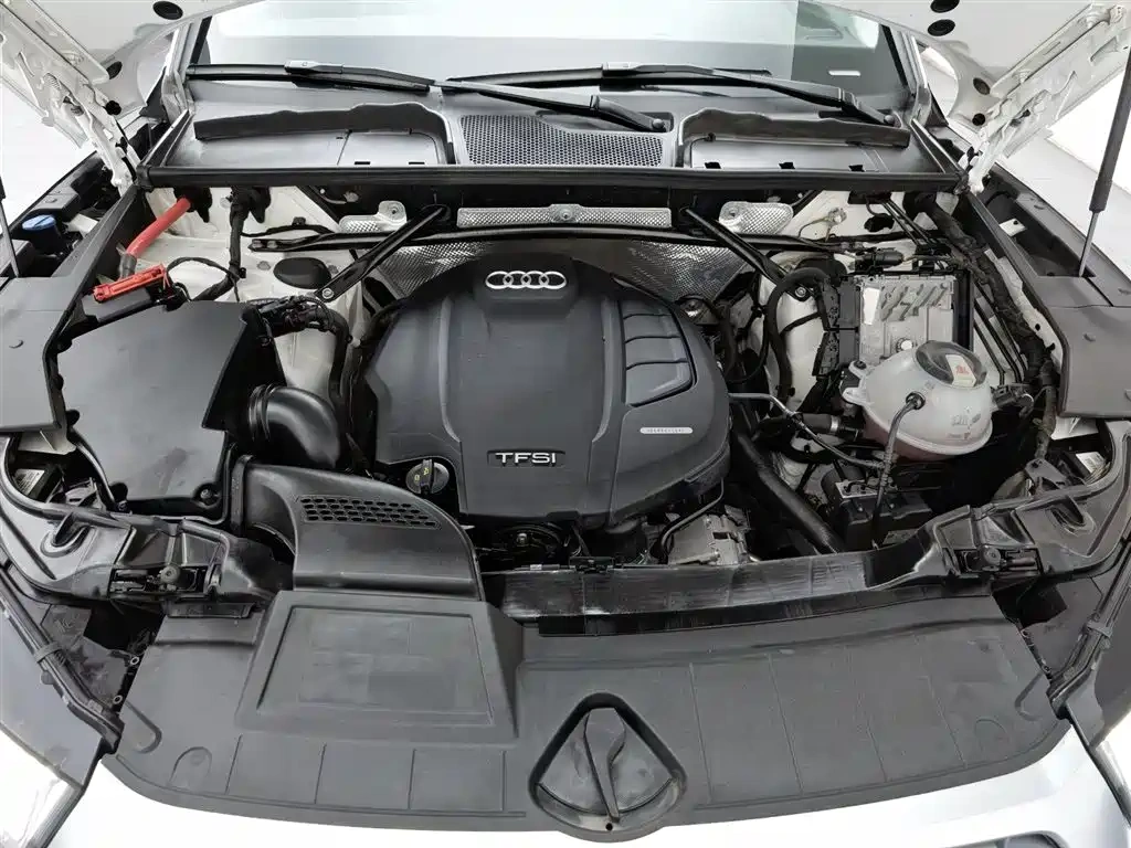 Audi Audi Q5L 2020 Facelift 40 TFSI Honor Fashion