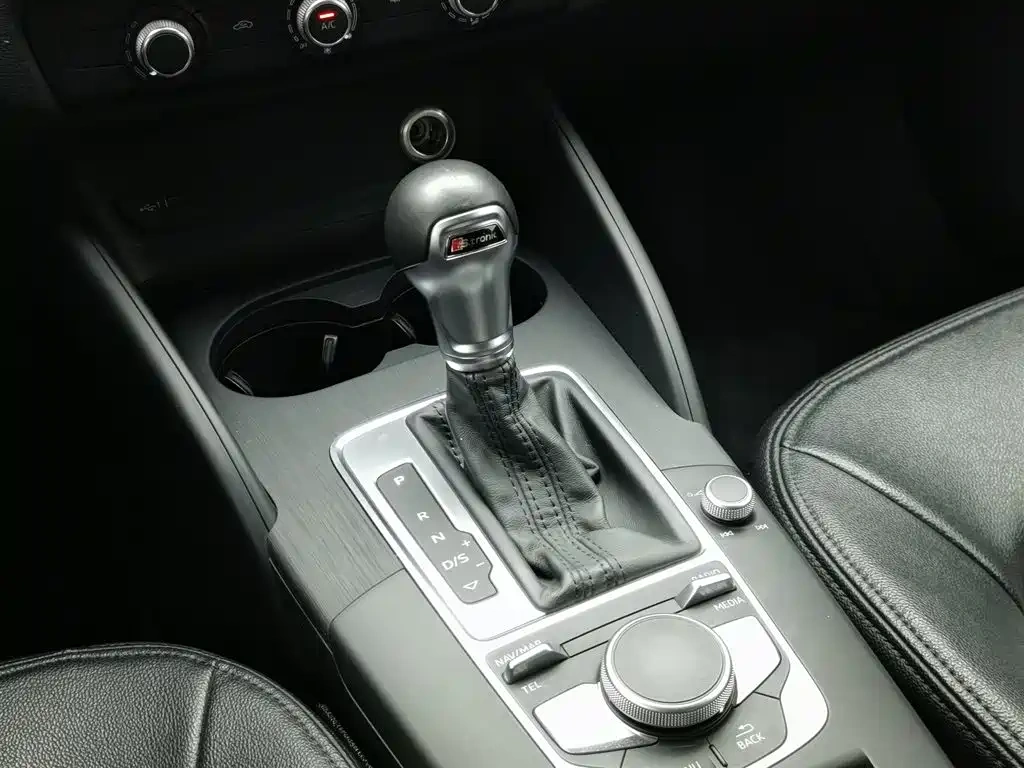 Audi Audi A3 2019 Limousine 35 TFSI Progressive China VI