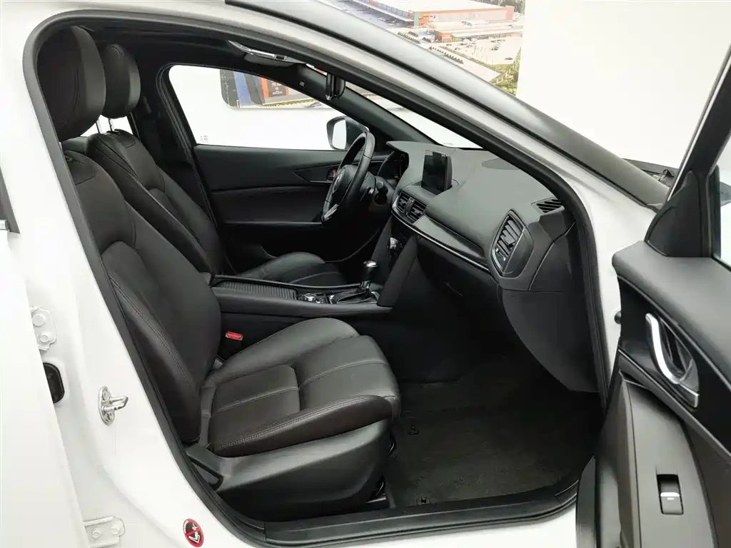 Mazda Mazda CX-4 2020 Model 2.5L Auto FWD Skyactiv Driving Pleasure Edition