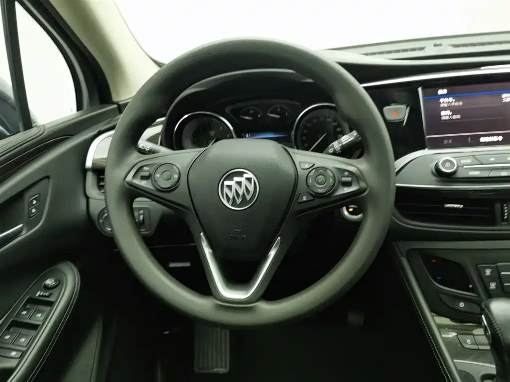 Buick Envision Plus 2020 20T FWD Leading