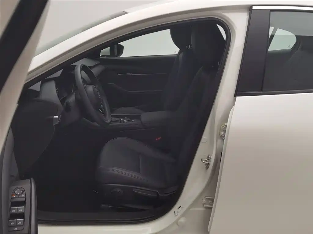 Mazda Mazda3 Axela 2023 2.0L Auto Zhiqing