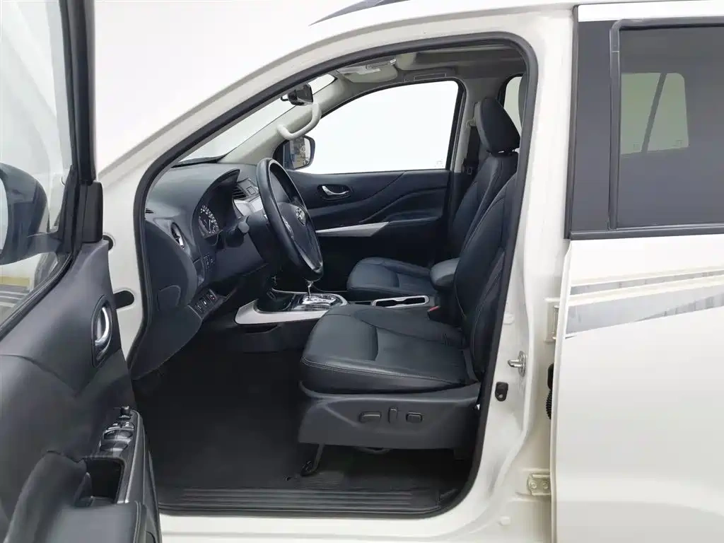 Nissan Terra 2020 2.5L XV 4WD Automatic Flagship Edition