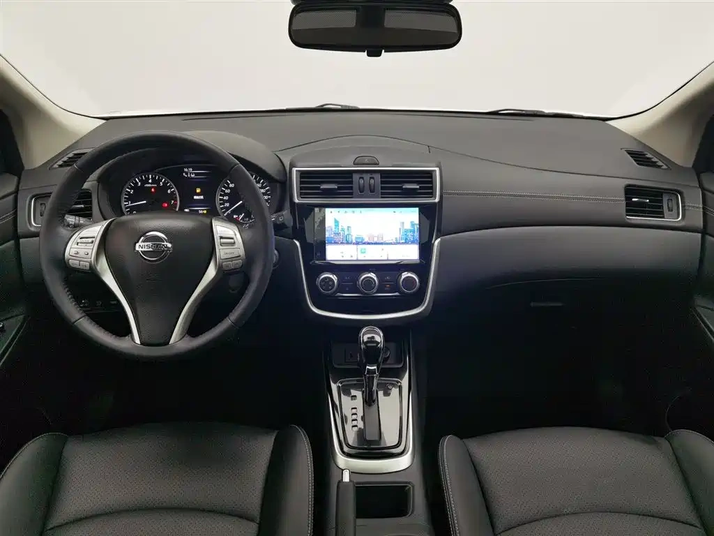 Nissan Tiida 2024 1.6L CVT Smart Drive Edition