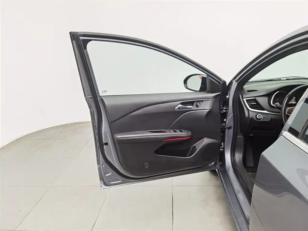 Chevrolet Monza 2022 Mild Hybrid RS 330T Automatic Comfort Edition