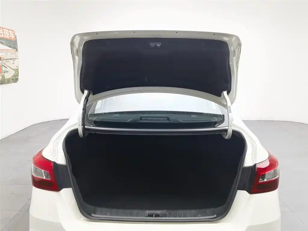 Nissan Sylphy 2022 Classic 1.6XE CVT Comfort Edition