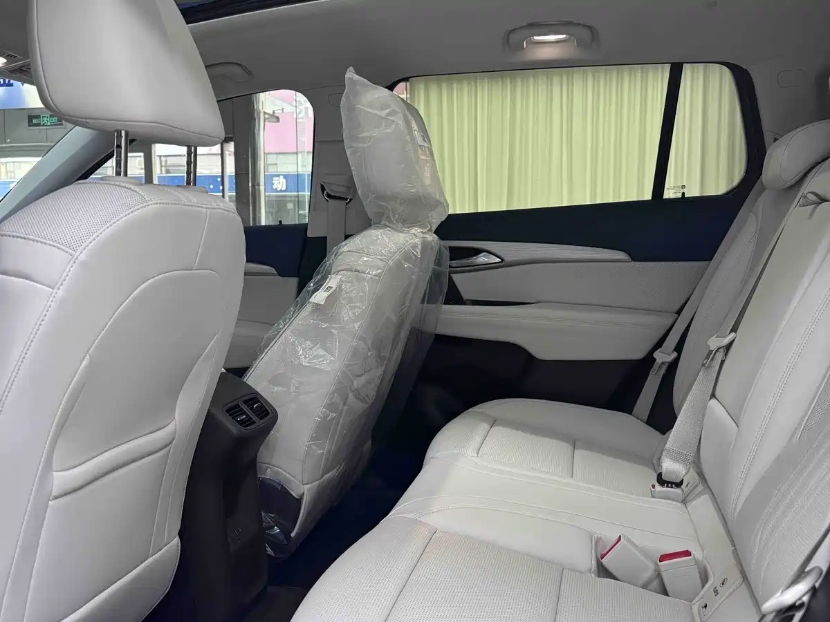 Buick Envision Plus 2025 Enclave Plus AWD Avenir