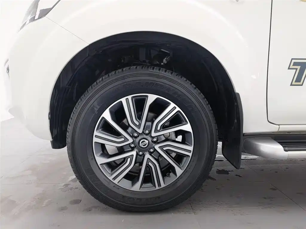 Nissan Terra 2020 2.5L XL Upper 4WD Automatic Luxury Edition