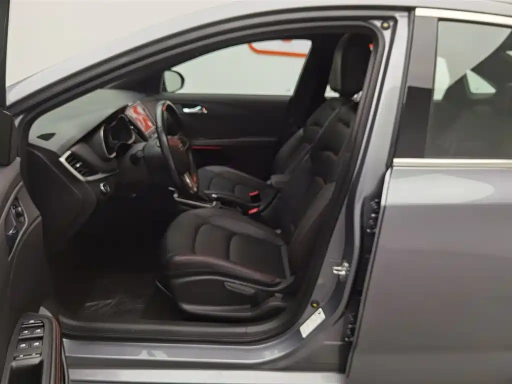 Chevrolet Monza 2022 Mild Hybrid RS 330T Automatic Comfort Edition