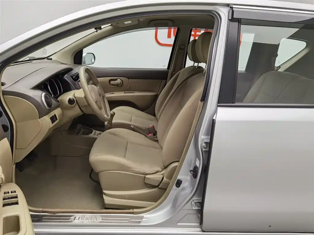 Nissan Livina 2010 Model Joy Edition 1.6L Manual All-round Type